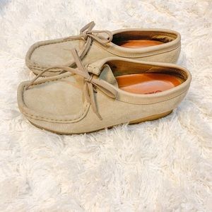 Clarks Originals Wallabee chukka women’s shoes 9